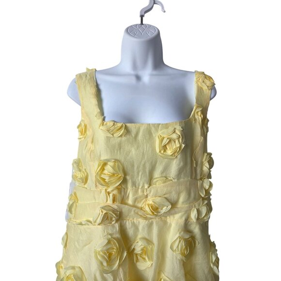 Lulus Exceptional Entrance Yellow Dress With Rosette Details Tiered Skirt XL - Picture 4 of 9